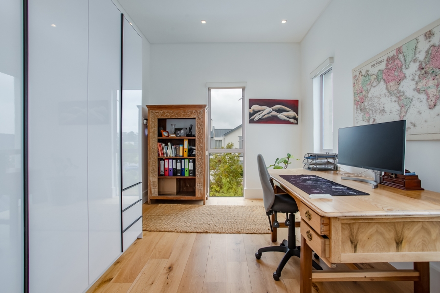 4 Bedroom Property for Sale in Val De Vie Estate Western Cape